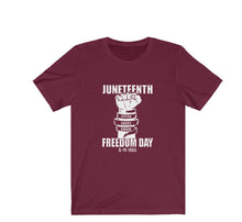 Cargar imagen en el visor de la galería, Juneteenth fist
