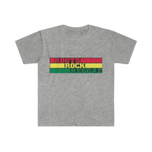 Carica l&#39;immagine nel visualizzatore di Gallery, Roots Rock Reggae Unisex Softstyle T-Shirt
