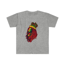 Carica l&#39;immagine nel visualizzatore di Gallery, Rasta Lion King Unisex Softstyle T-Shirt
