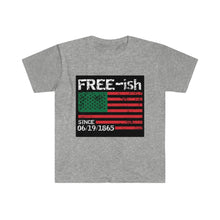 Carica l&#39;immagine nel visualizzatore di Gallery, Free-ish Flag Unisex Softstyle T-Shirt
